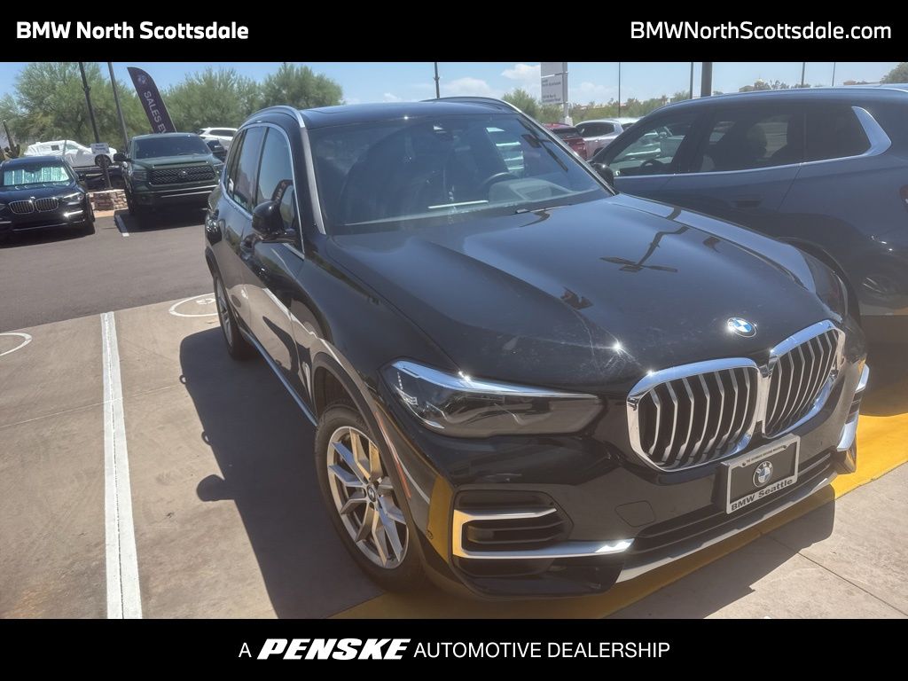Thumbnail: 2022 BMW X5 - 1