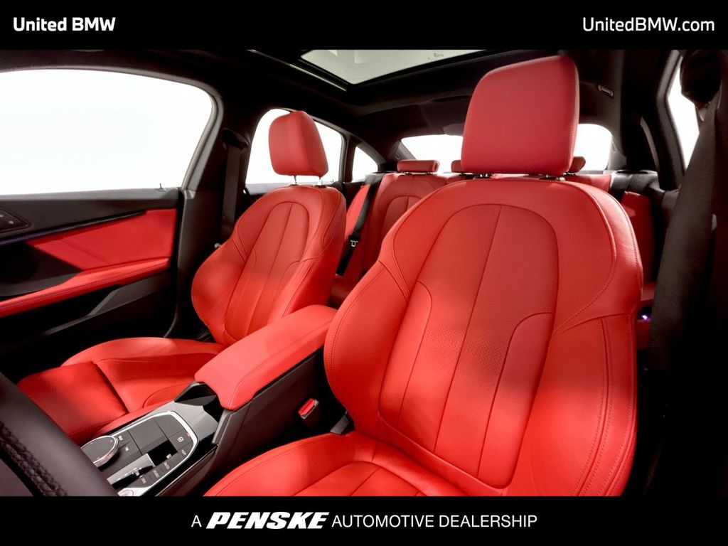 Thumbnail: 2024 BMW 2 Series - 13