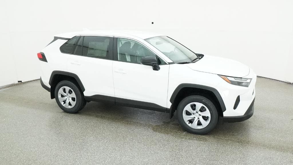 2025 Toyota RAV4 LE 32