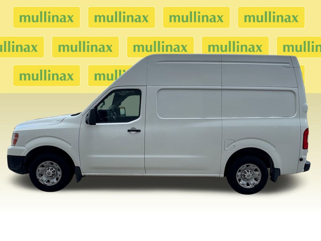 Used 2014 White Nissan SV image 14