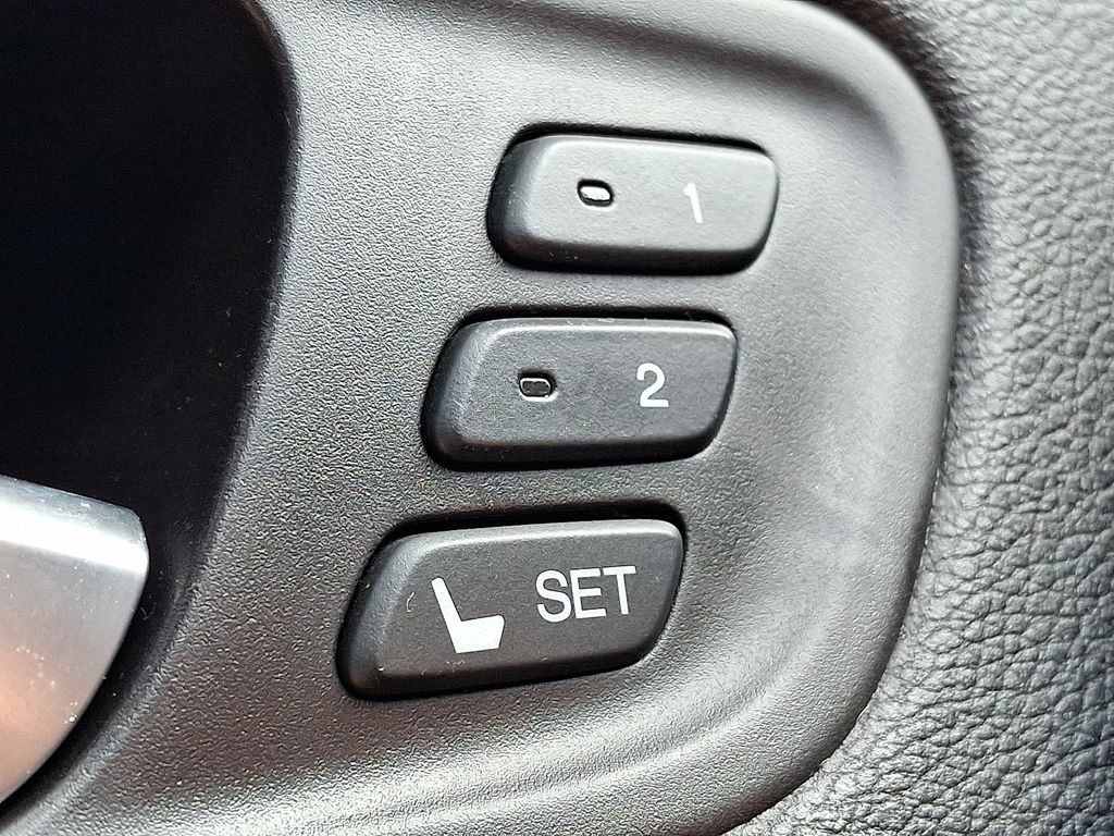 Thumbnail: 2015 Acura MDX - 28