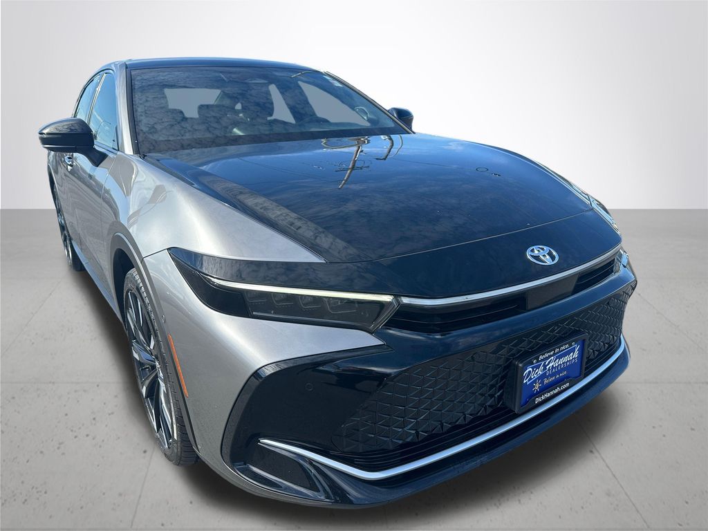 2024 Toyota Crown Platinum