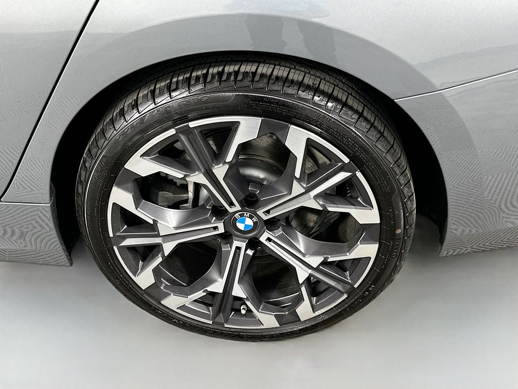 Thumbnail: 2026 BMW 3 Series - 23