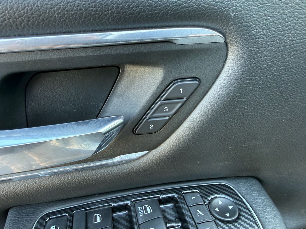 Certified Used 2021 Off-white Ram Laramie image 35