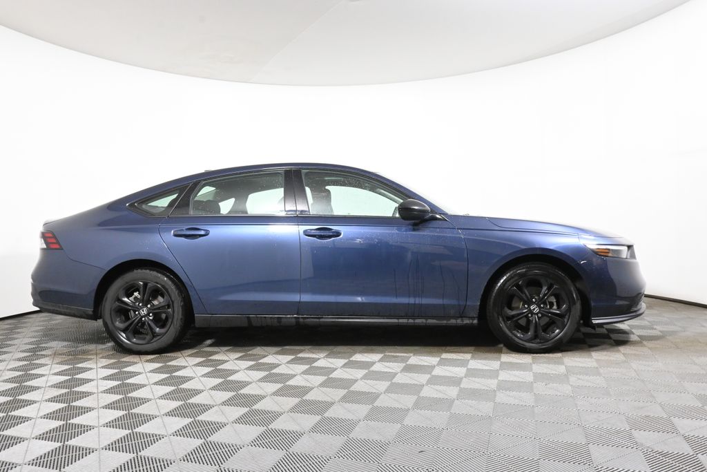 Thumbnail: 2025 Honda Accord - 9