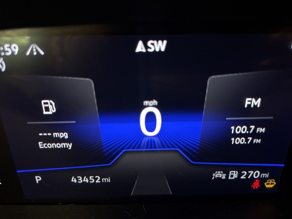 2023 Volkswagen Taos SE photo 17