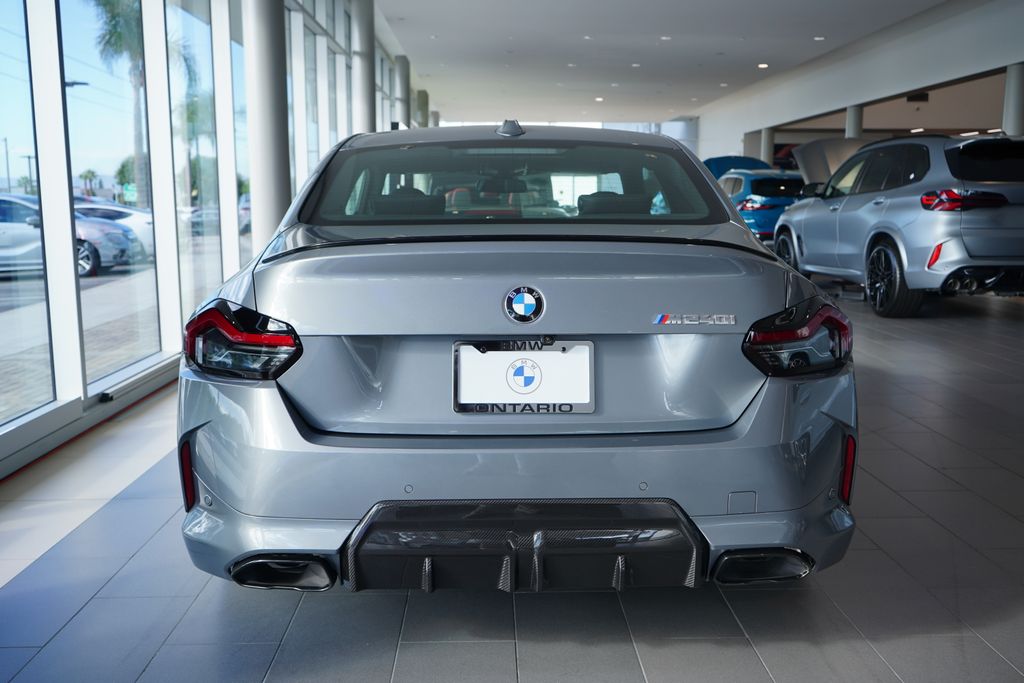 Thumbnail: 2025 BMW 2 Series - 6