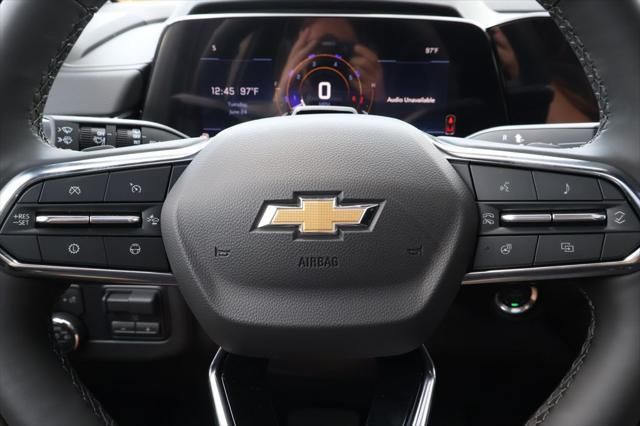 Thumbnail: 2025 Chevrolet Suburban - 23