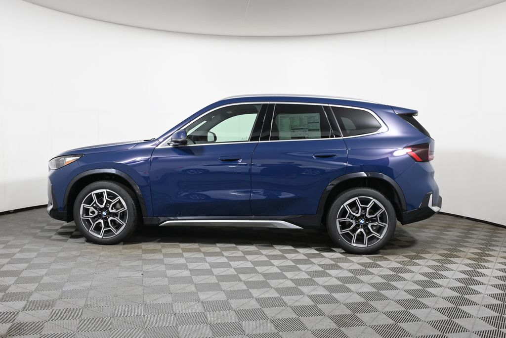 Thumbnail: 2026 BMW X1 - 2