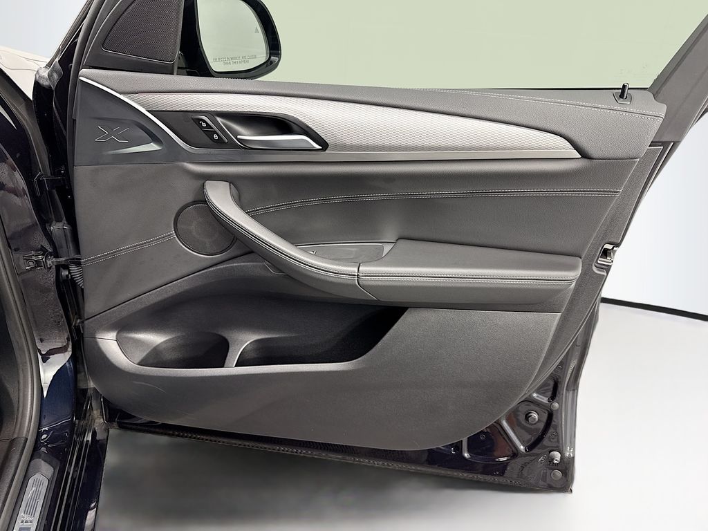 Thumbnail: 2021 BMW X3 - 24