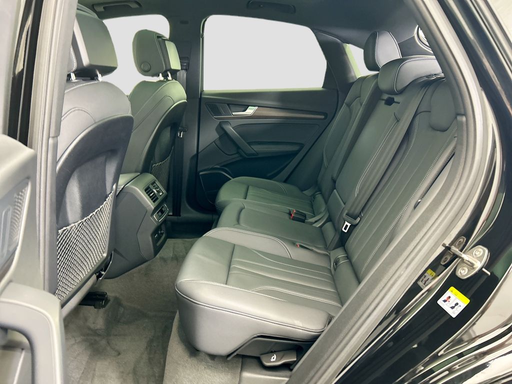 Thumbnail: 2021 Audi Q5 - 20