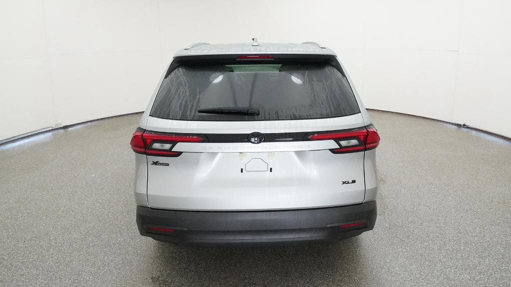 Thumbnail: 2026 Toyota Grand Highlander - 20