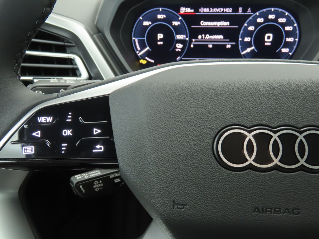 2025 Audi Q4 e-tron  11