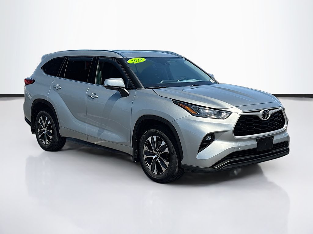 Thumbnail: 2020 Toyota Highlander - 3