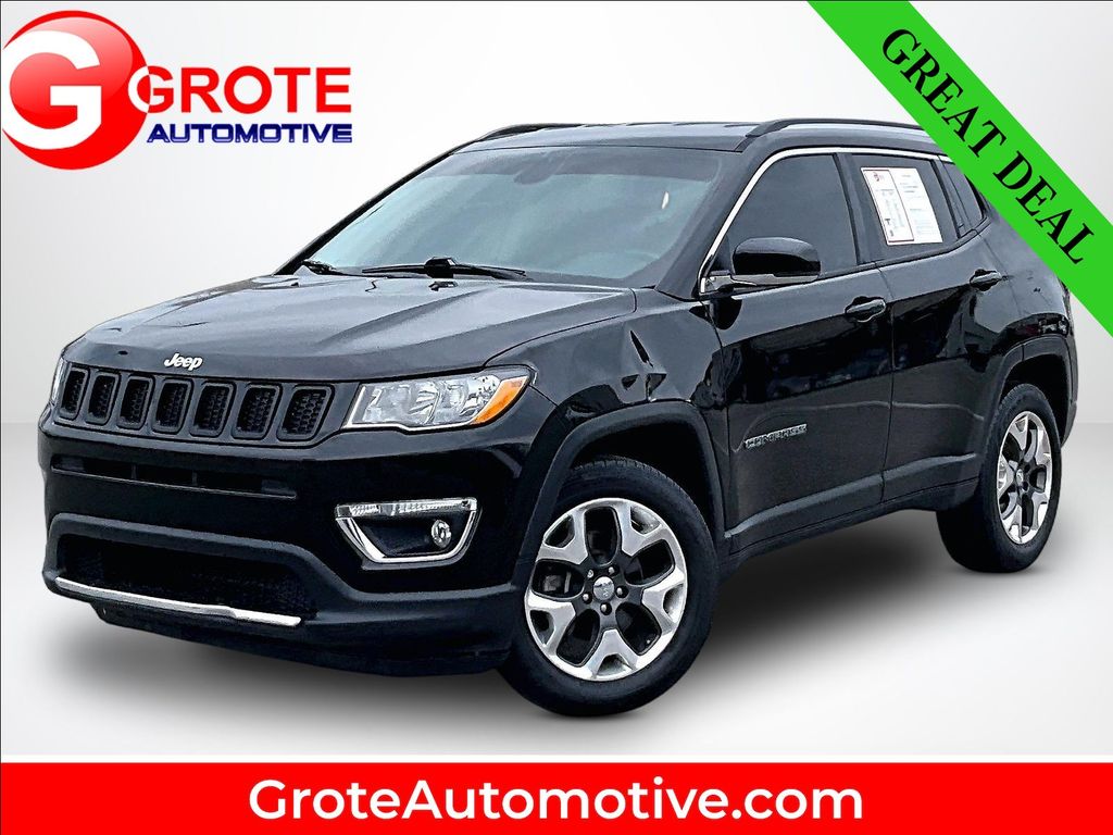 Diamond Black Crystal Pearlcoat 2018 Jeep Compass SUV / Crossover Four-Wheel Drive 9-Speed Automatic