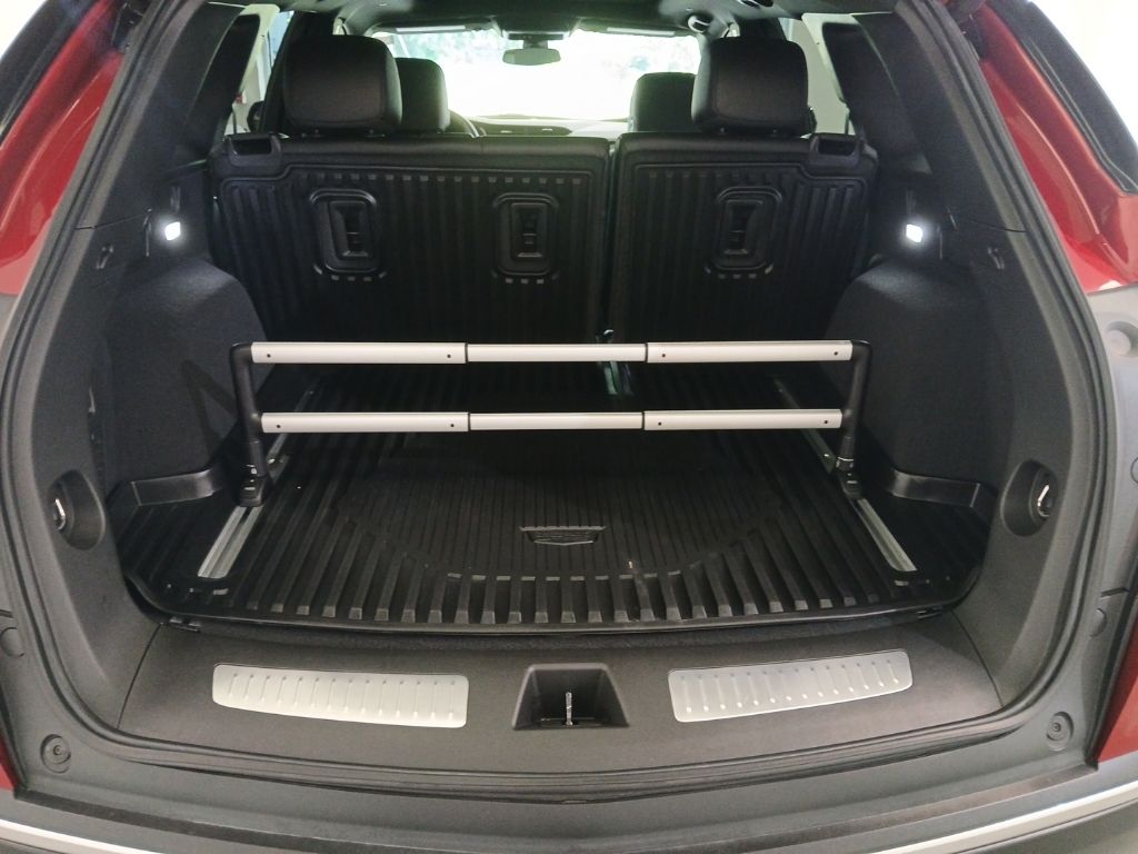 used 2021 Cadillac XT5 car, priced at $31,500