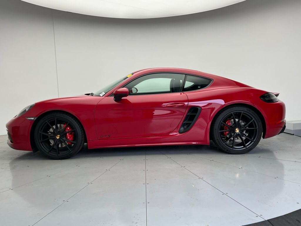 Thumbnail: 2018 Porsche 718 Cayman - 2