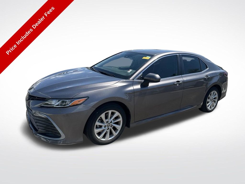 2021 Toyota Camry LE FWD photo