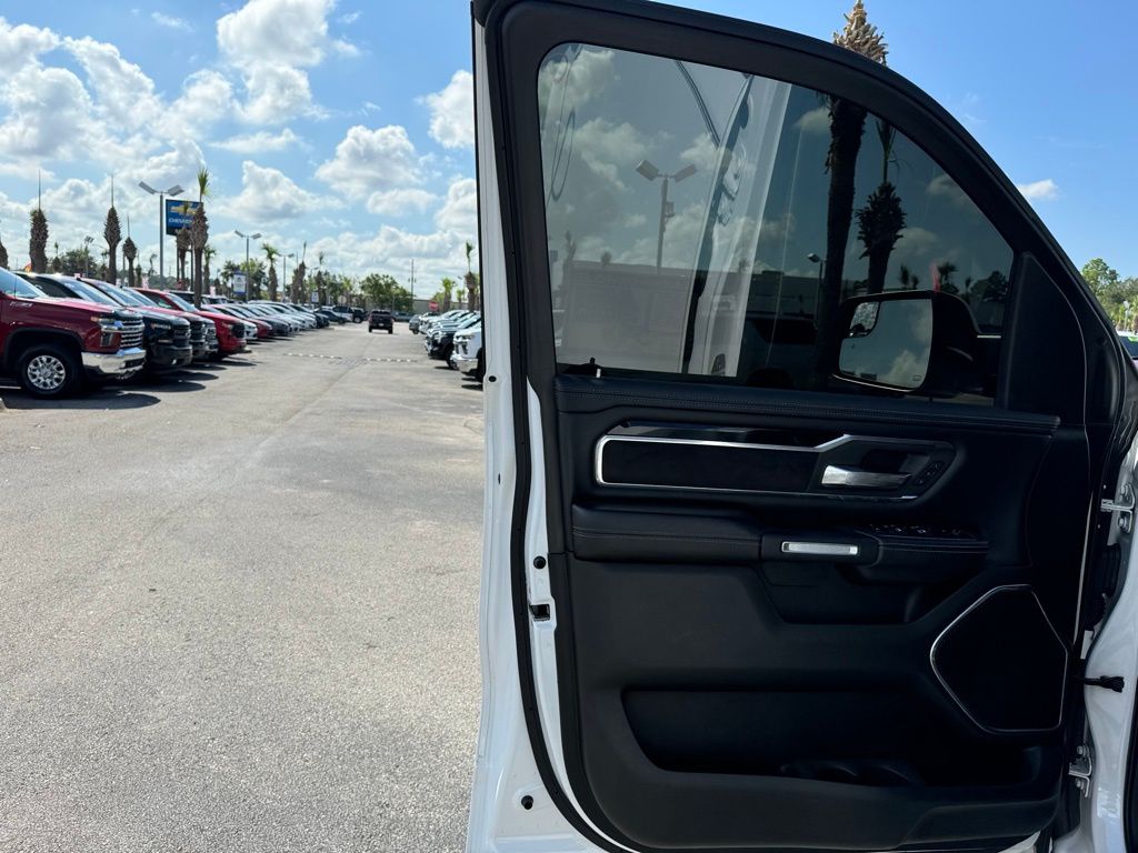 2019 Ram 1500 Laramie 32