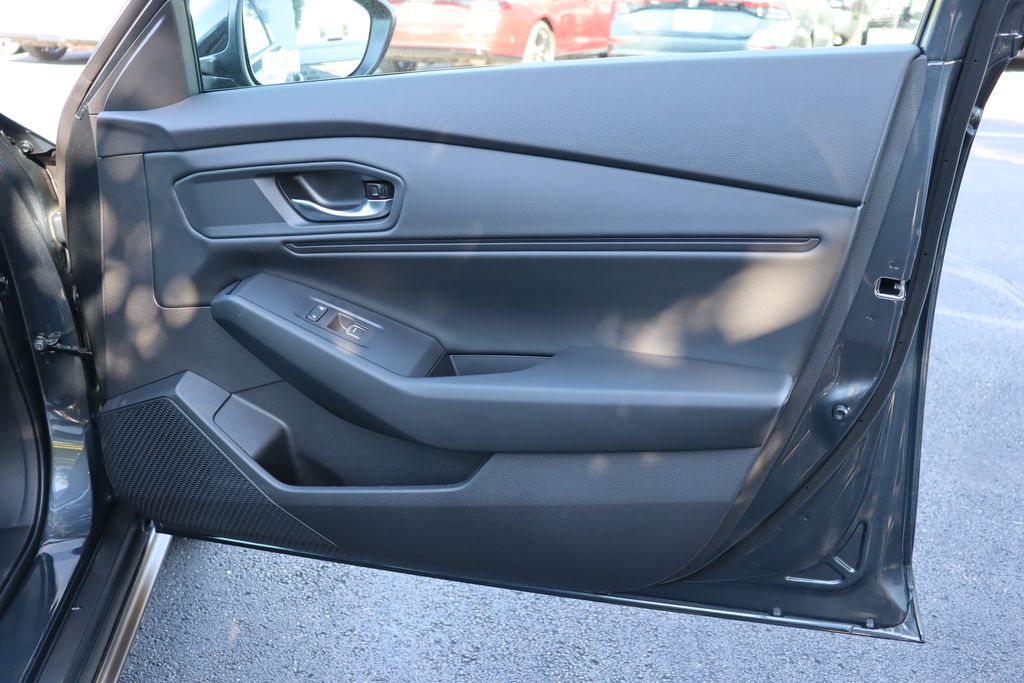 Thumbnail: 2025 Honda Accord - 19