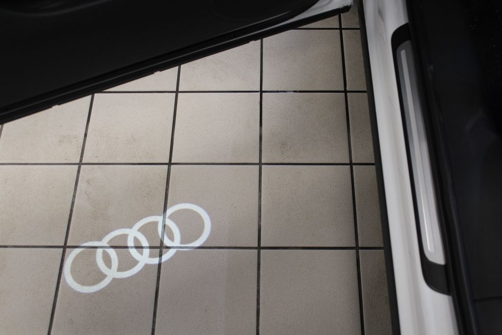 Thumbnail: 2026 Audi Q3 - 14