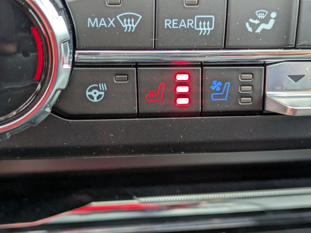 2026 Ford F-350 Super Duty LARIAT