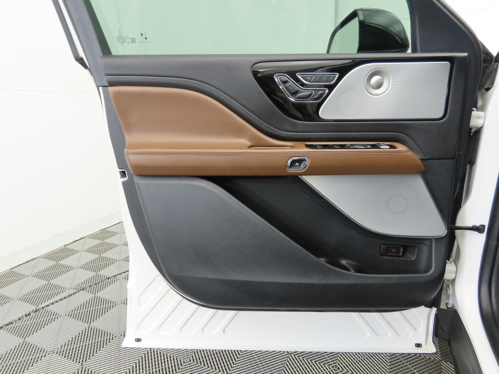 2020 Lincoln Aviator Reserve 25