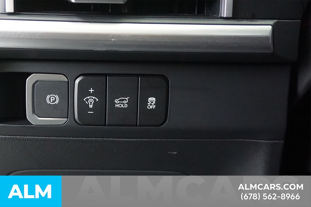 Used 2026 White Hyundai SEL image 35