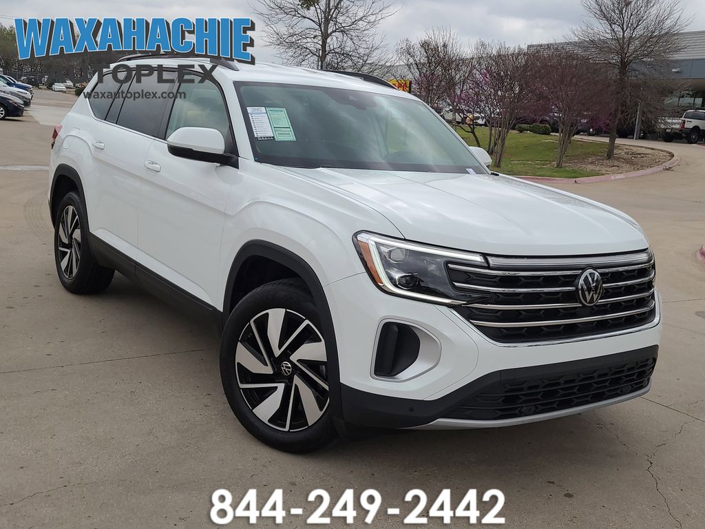 2025 Volkswagen Atlas SE FWD with Technology