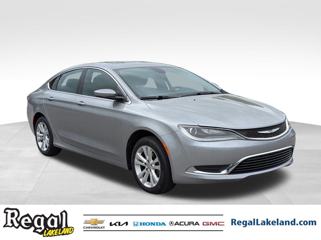 2016 Chrysler 200 Limited Sedan FWD