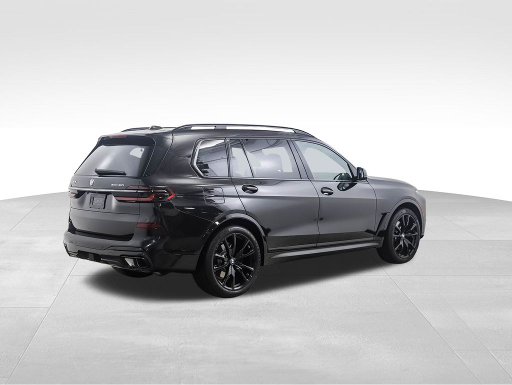 Thumbnail: 2025 BMW X7 - 5