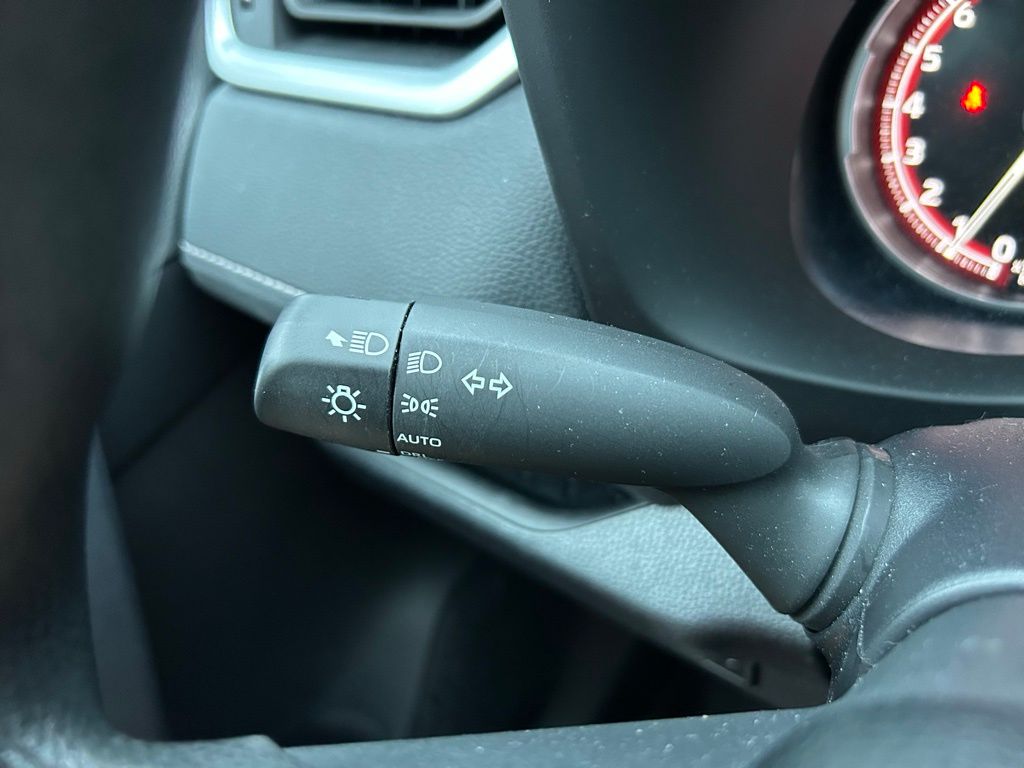 Thumbnail: 2024 Toyota RAV4 - 22