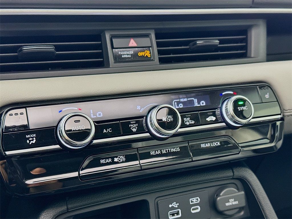 New Car 2025 Honda Pilot  Touring For Sale Under $50,000 In Austin, Texas