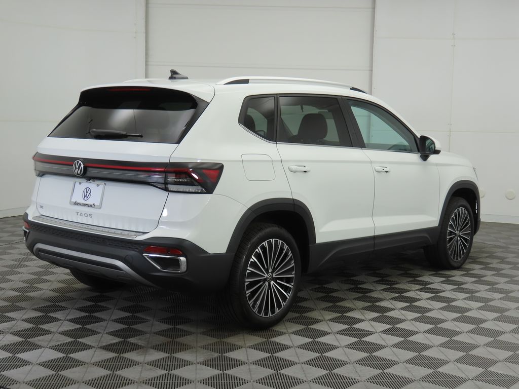 Thumbnail: 2025 Volkswagen Taos - 5