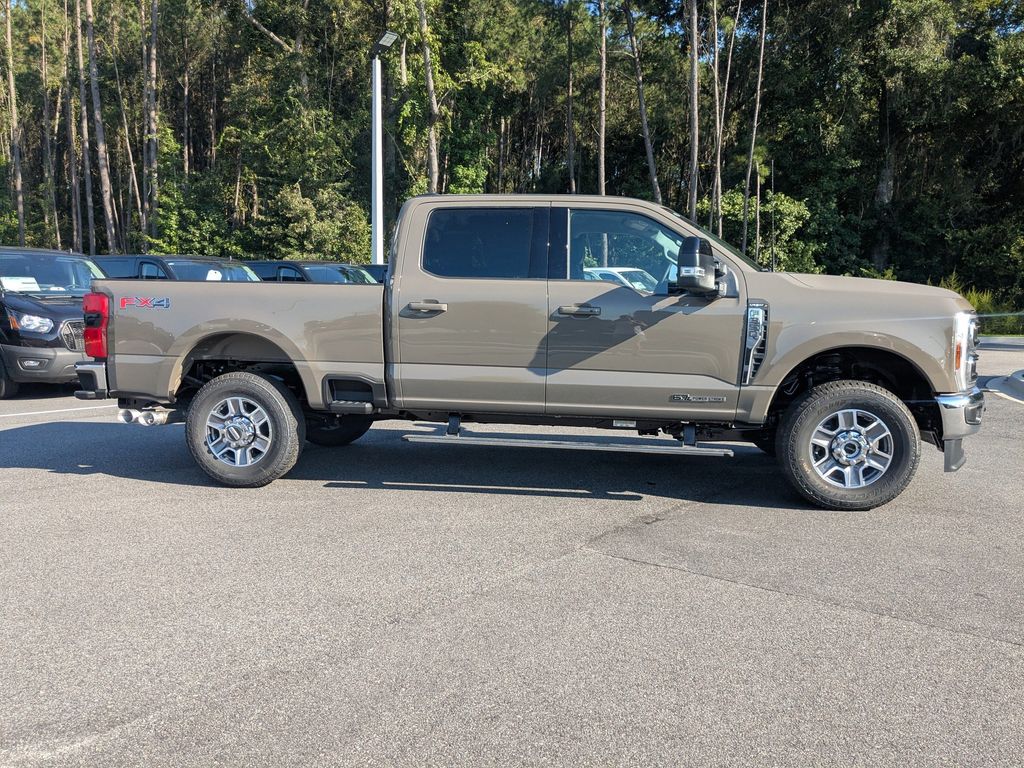 2026 Ford F-350 Super Duty Lariat