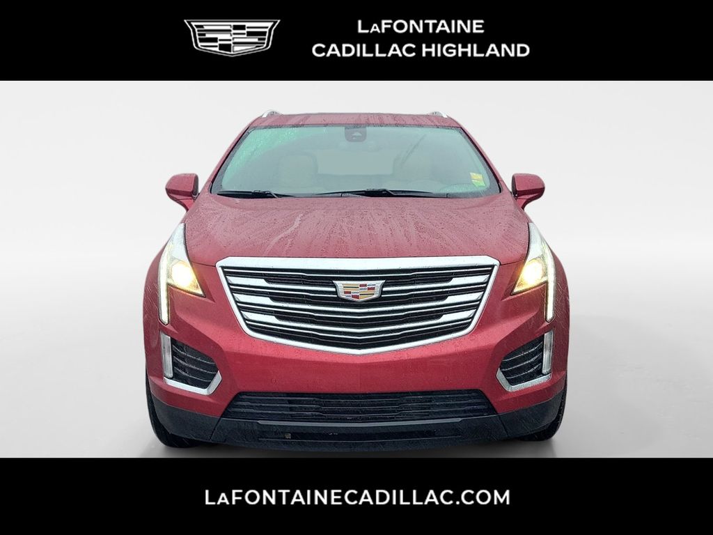 2019 Cadillac XT5 Luxury 2