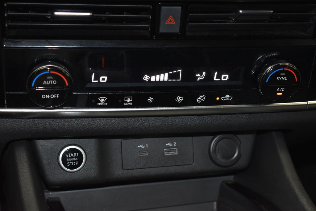 Thumbnail: 2021 Nissan Rogue - 20