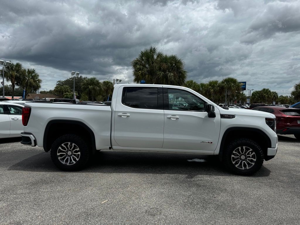 2023 GMC Sierra 1500 AT4 8