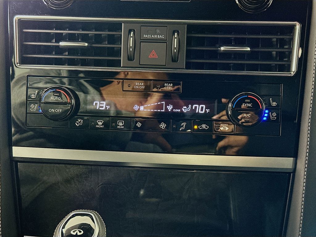 Thumbnail: 2024 INFINITI QX80 - 16