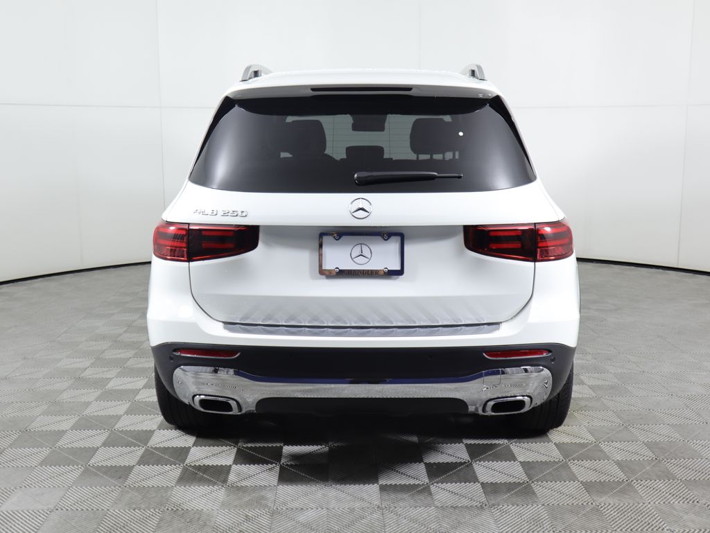 Thumbnail: 2025 Mercedes-Benz GLB - 6