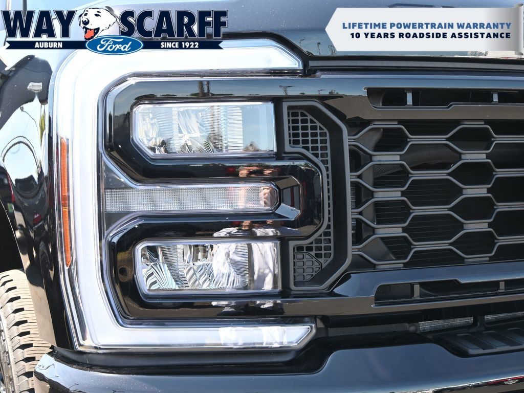2025 Ford F-350 Super Duty Lariat
