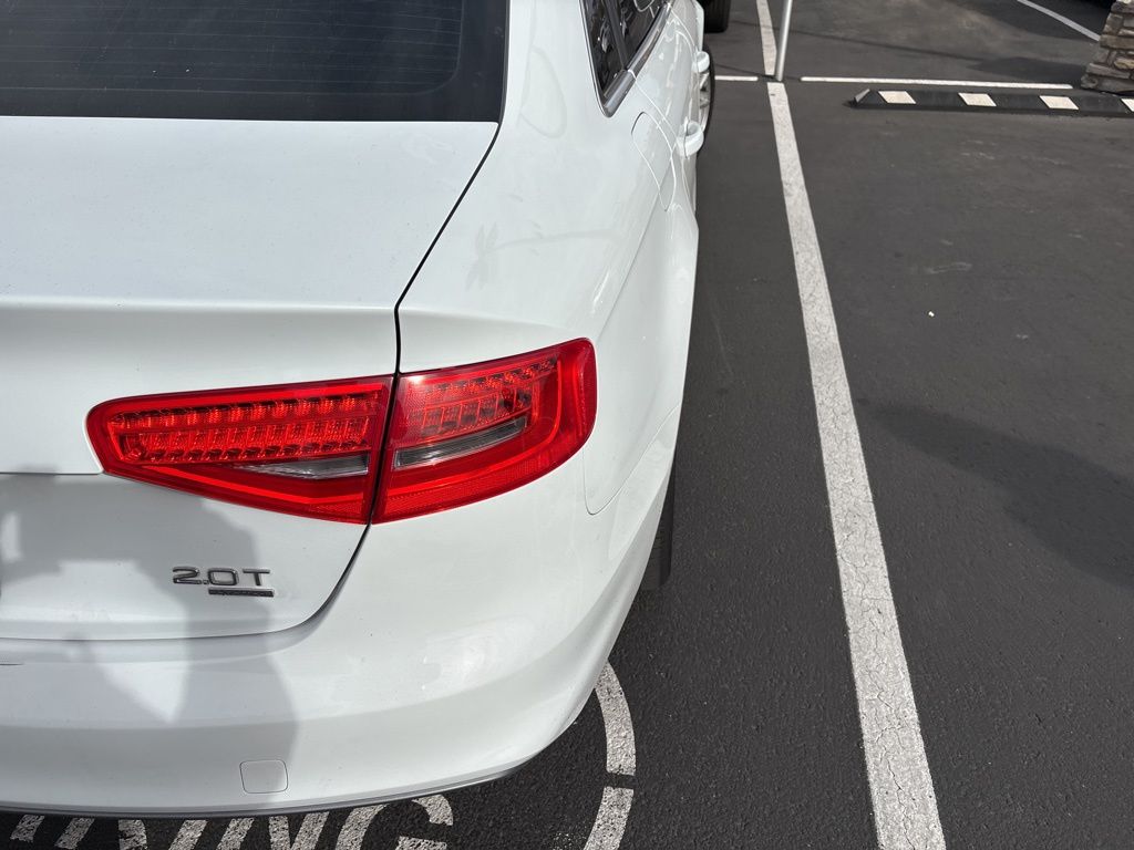 Thumbnail: 2015 Audi A4 - 4