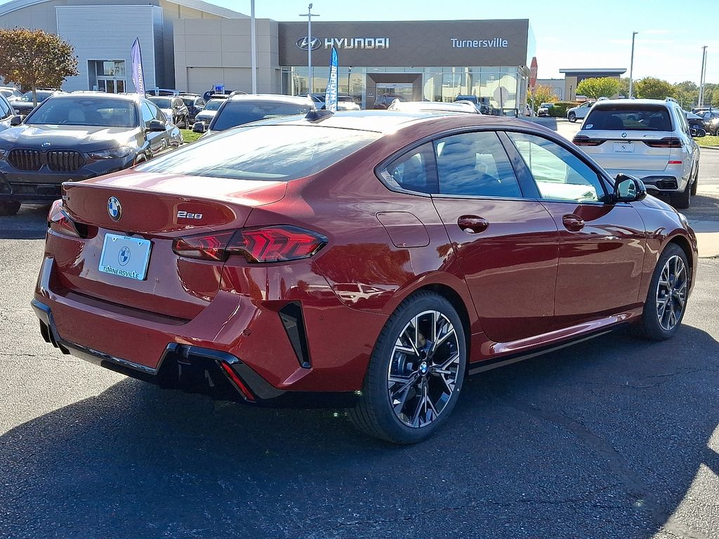 Thumbnail: 2026 BMW 2 Series - 4