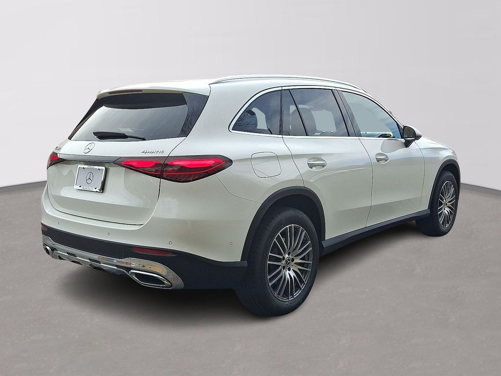 Thumbnail: 2026 Mercedes-Benz GLC - 3