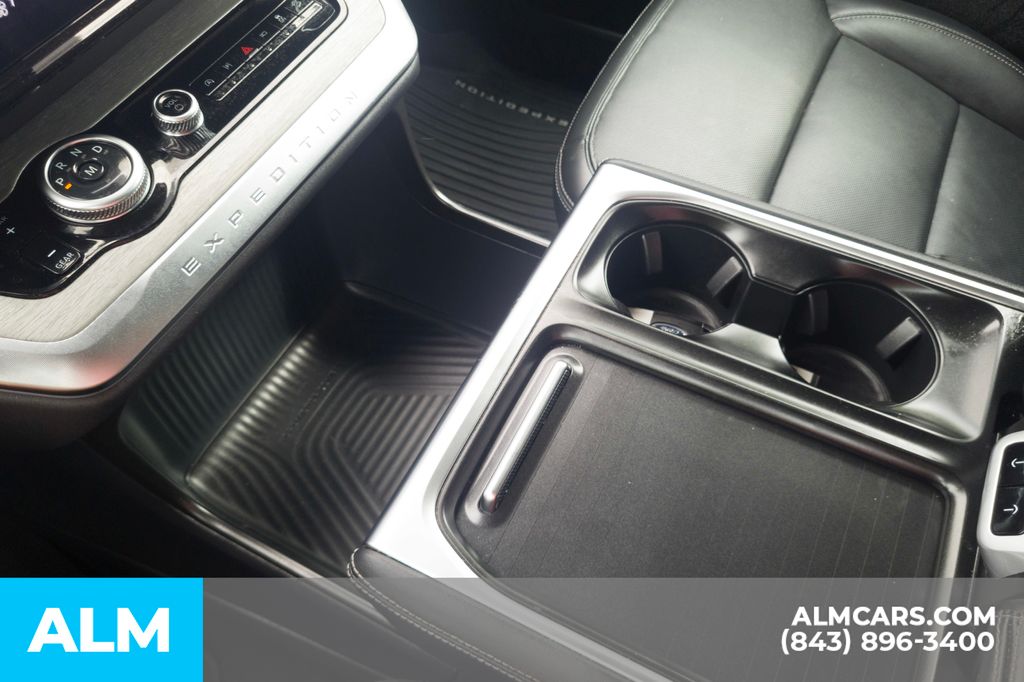 Used 2025 White Ford Platinum image 28