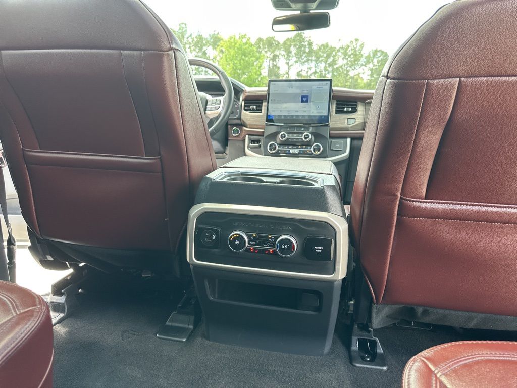 2023 Oxford White Ford Expedition Limited RWD SUV