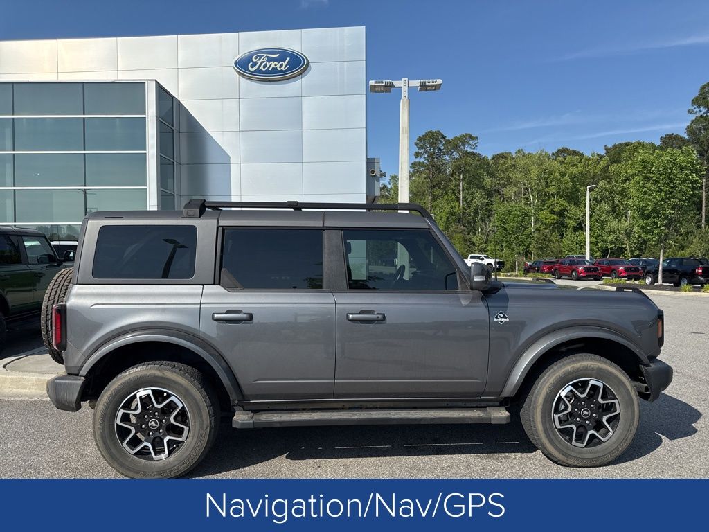 2024 Ford Bronco Outer Banks