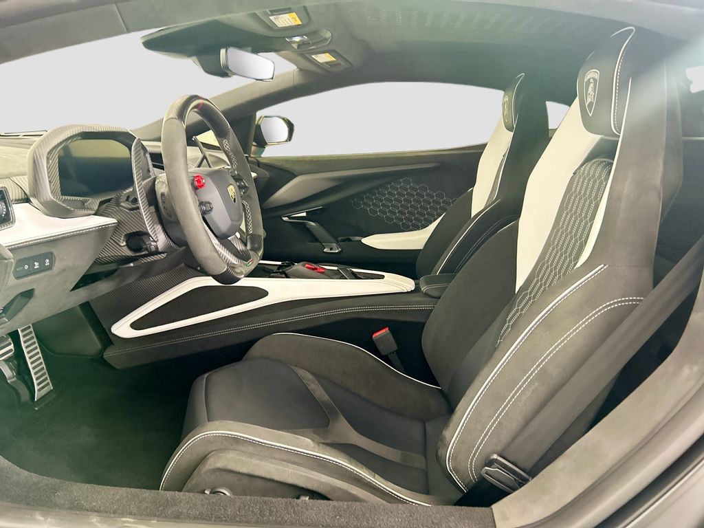 Thumbnail: 2024 Lamborghini  - 17