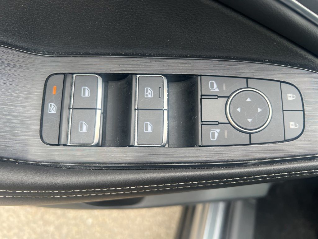 2021 Nissan Rogue SL photo