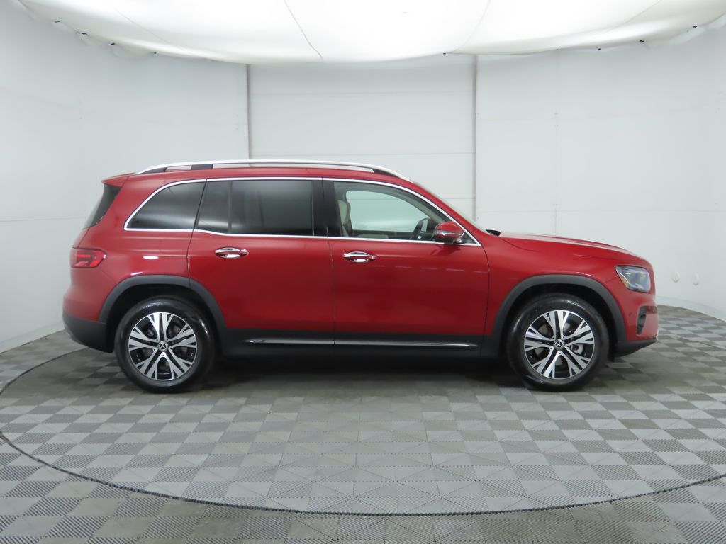 2025 Mercedes-Benz GLB 250 4